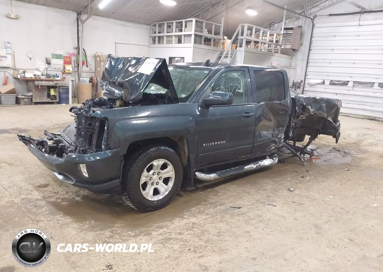 2018 Chevrolet Silverado 1500 2Lt VIN:3GCUKREC9JG274877 - 2