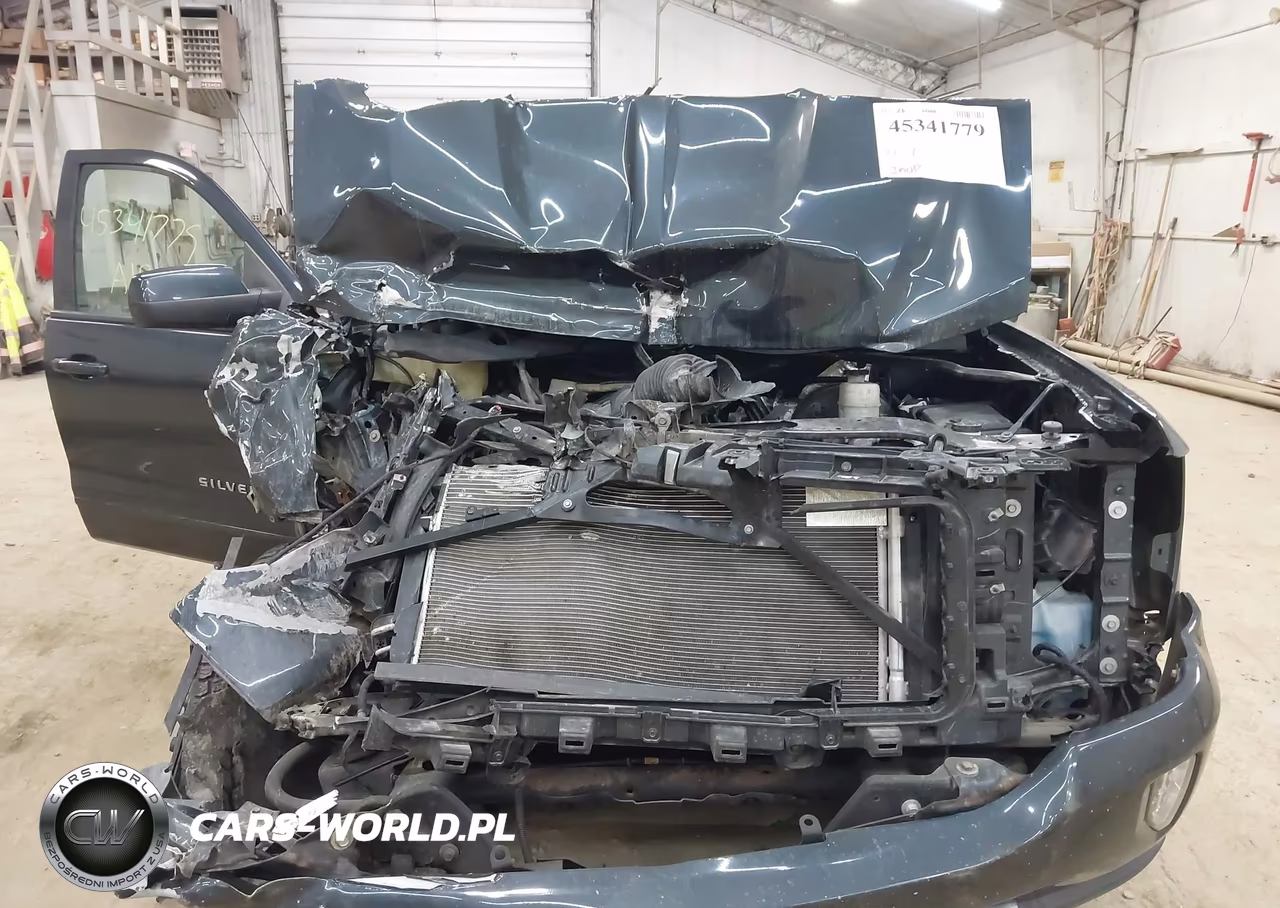 2018 Chevrolet Silverado 1500 2Lt VIN:3GCUKREC9JG274877 - 6