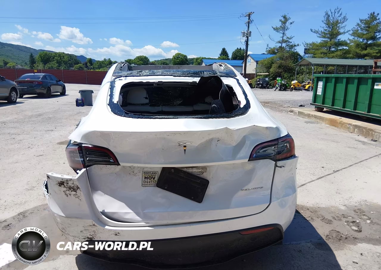 2023 Tesla Model Y Awd-Long Range Dual Motor All-Wheel Drive VIN:7SAYGDEE4PA107607 - 14