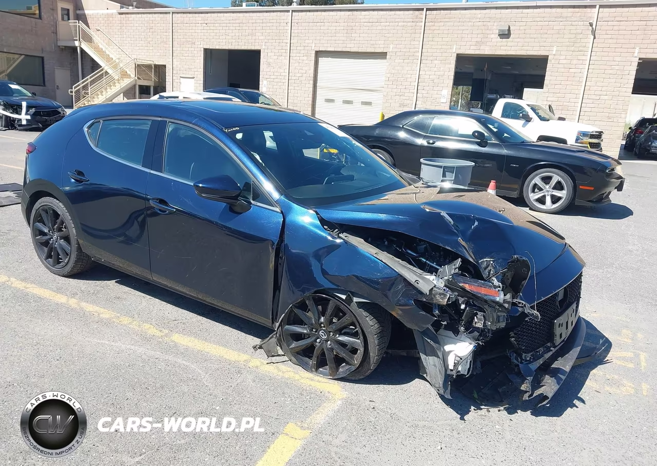 2019 Mazda Mazda3 Premium Package