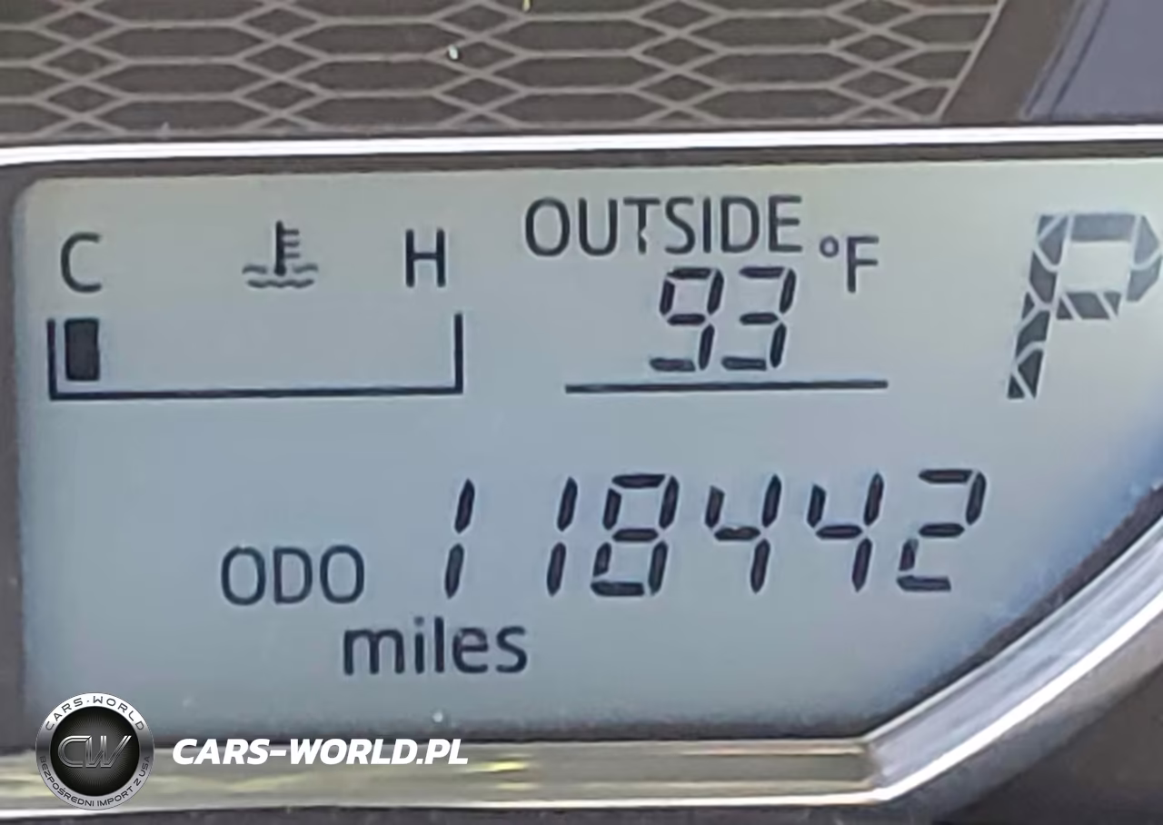 2016 Toyota Corolla Le Plus VIN:2T1BURHEXGC528162 - 15