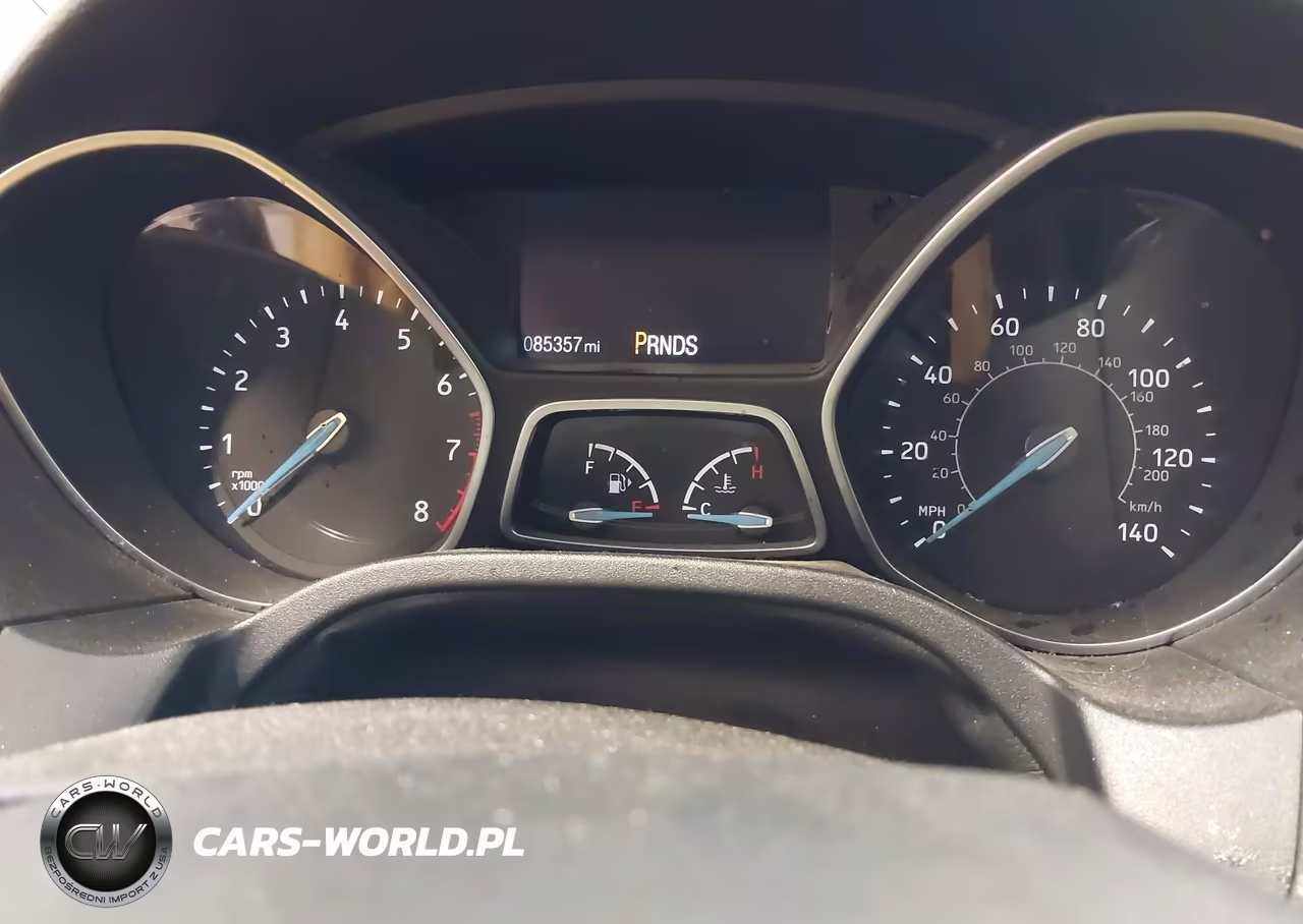 2018 Ford Focus Titanium VIN:1FADP3N21JL294104 - 7