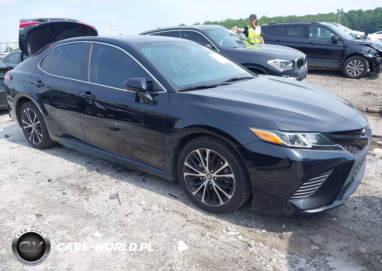 2019 Toyota Camry Se – zdjęcie 1 z 16