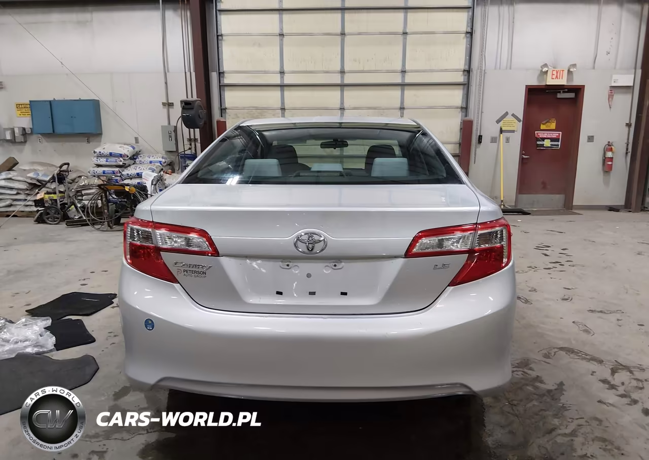 2012 Toyota Camry Le VIN:4T4BF1FK0CR215947 - 16