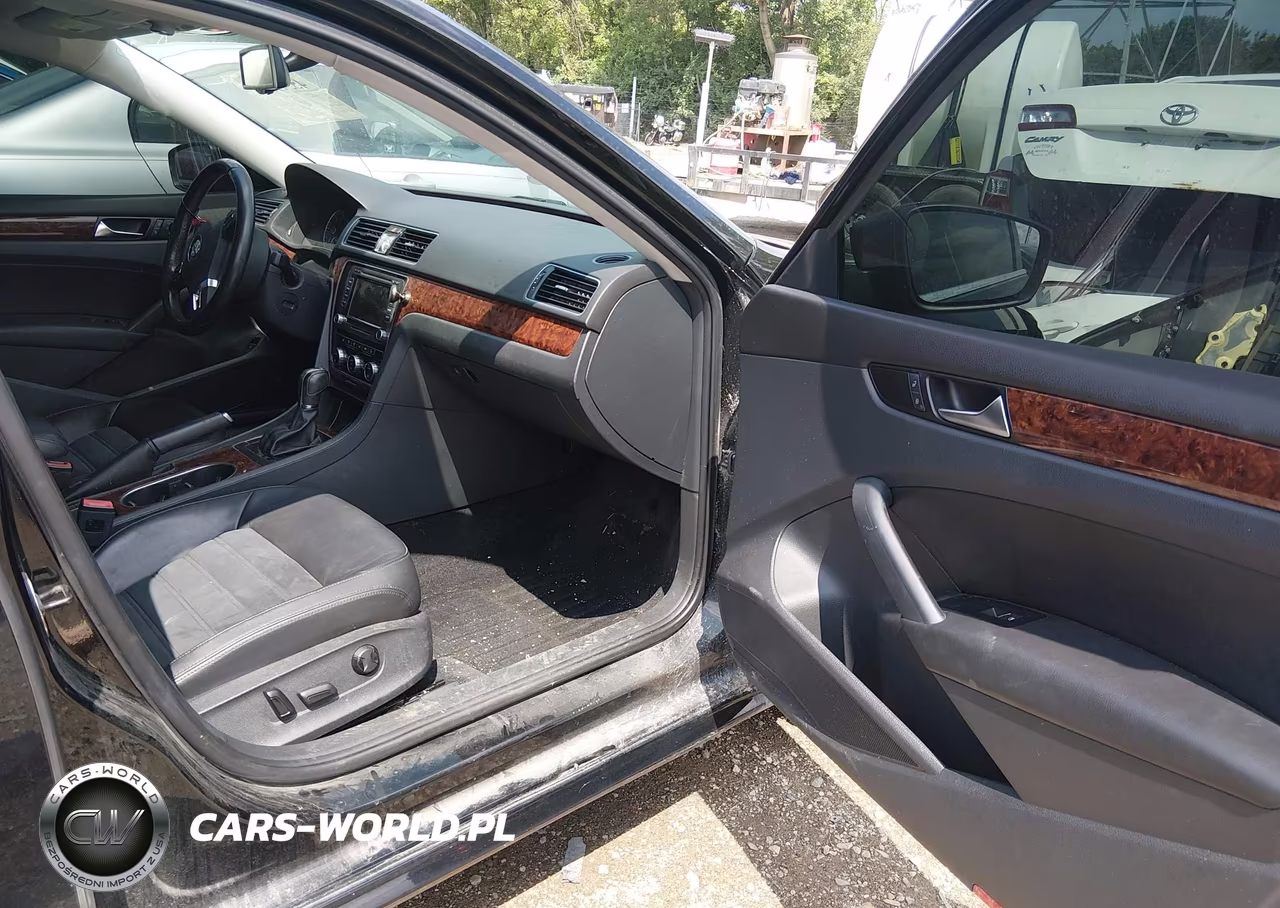 2013 Volkswagen Passat 2.0L Tdi Sel Premium VIN:1VWCN7A39DC061171 - 5