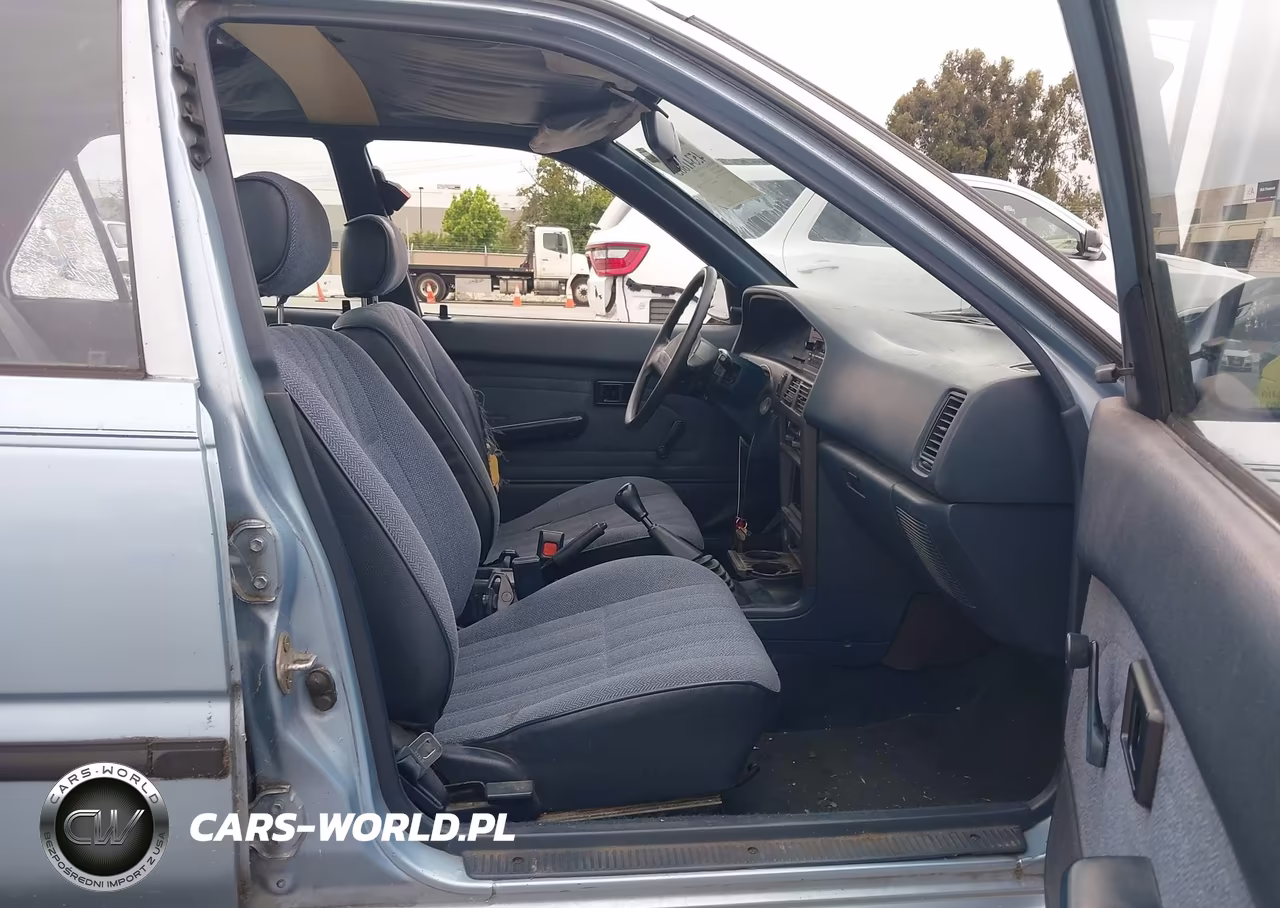 1990 Toyota Corolla Dlx VIN:1NXAE94A3LZ137522 - 5