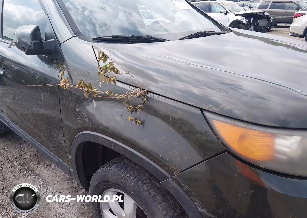 2011 Kia Sorento Lx VIN:5XYKT4A16BG111227 - 13