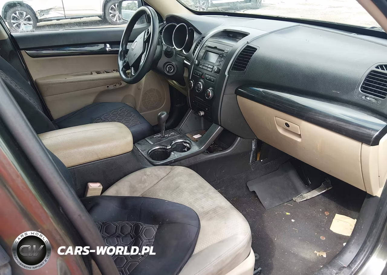 2011 Kia Sorento Lx VIN:5XYKT4A16BG111227 - 5