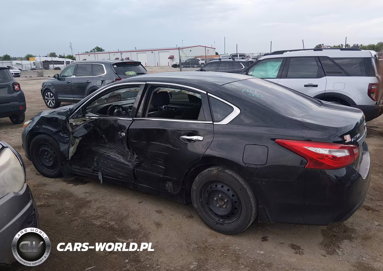 2016 Nissan Altima 2.5 S VIN:1N4AL3AP0GN386902 - 14