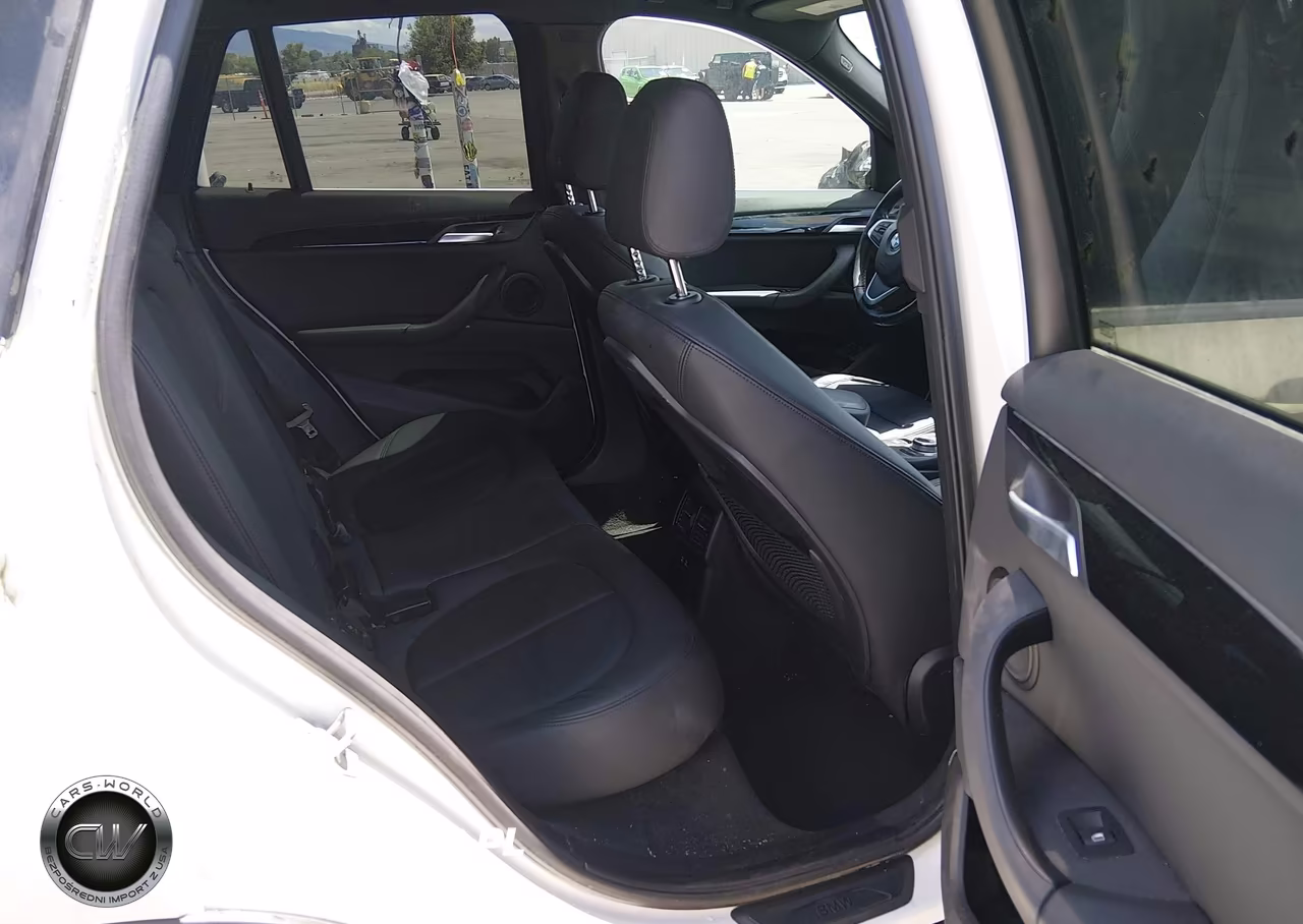 2021 BMW X1 xDrive28I VIN:WBXJG9C02M5S25466 - 8