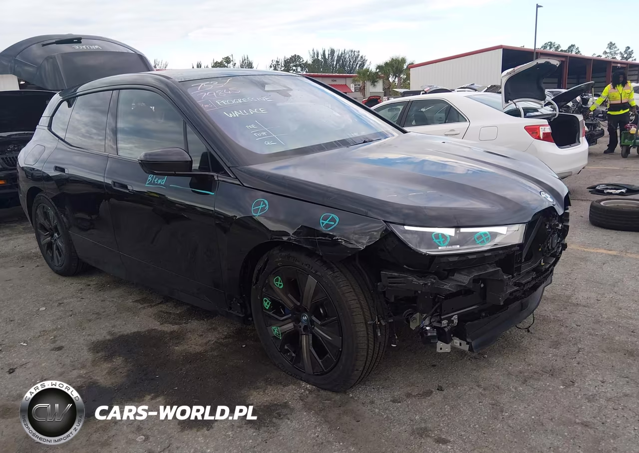2025 BMW Ix xDrive50