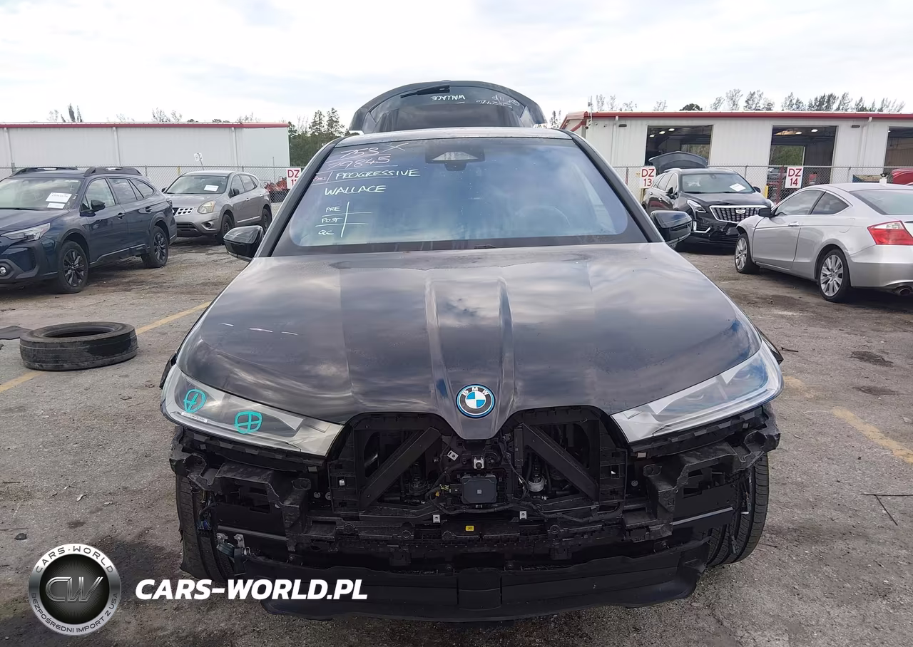 2025 BMW Ix xDrive50 VIN:WB523CF06SCU18407 - 13