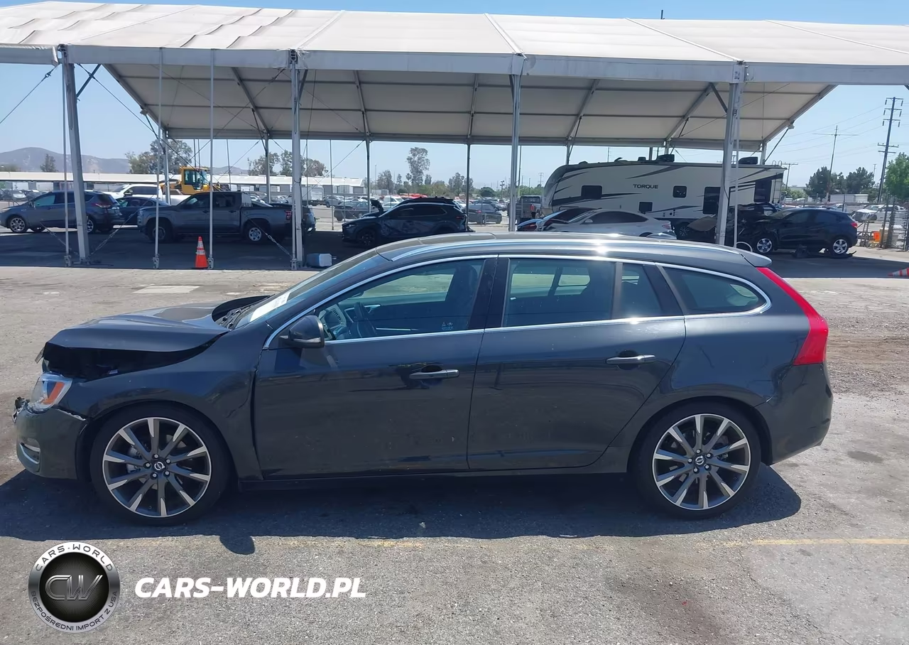 2015 Volvo V60 T5 Premier VIN:YV140MEK7F1217142 - 14