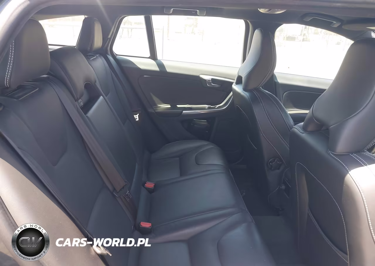 2015 Volvo V60 T5 Premier VIN:YV140MEK7F1217142 - 8