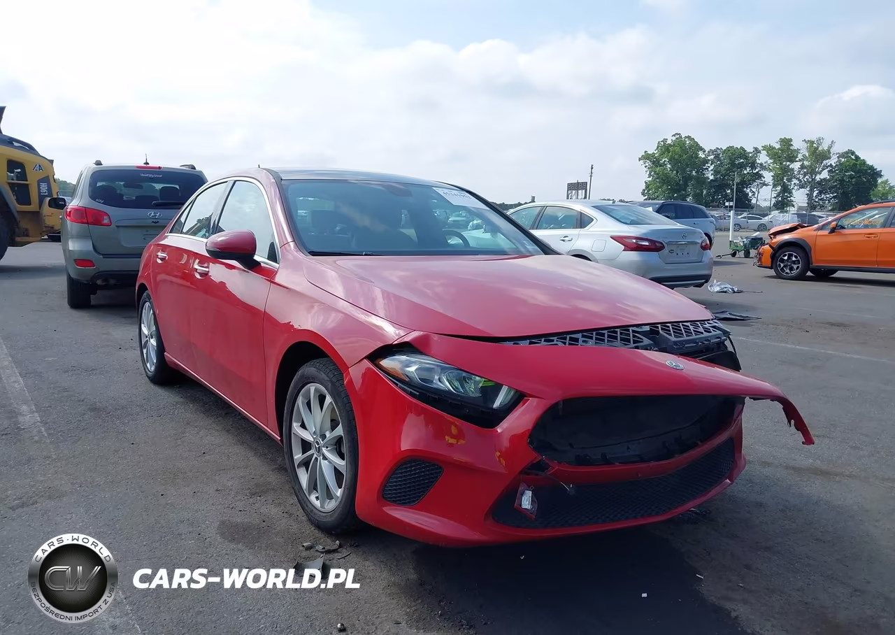 2019 Mercedes-Benz A 220 4Matic – zdjęcie 1 z 16