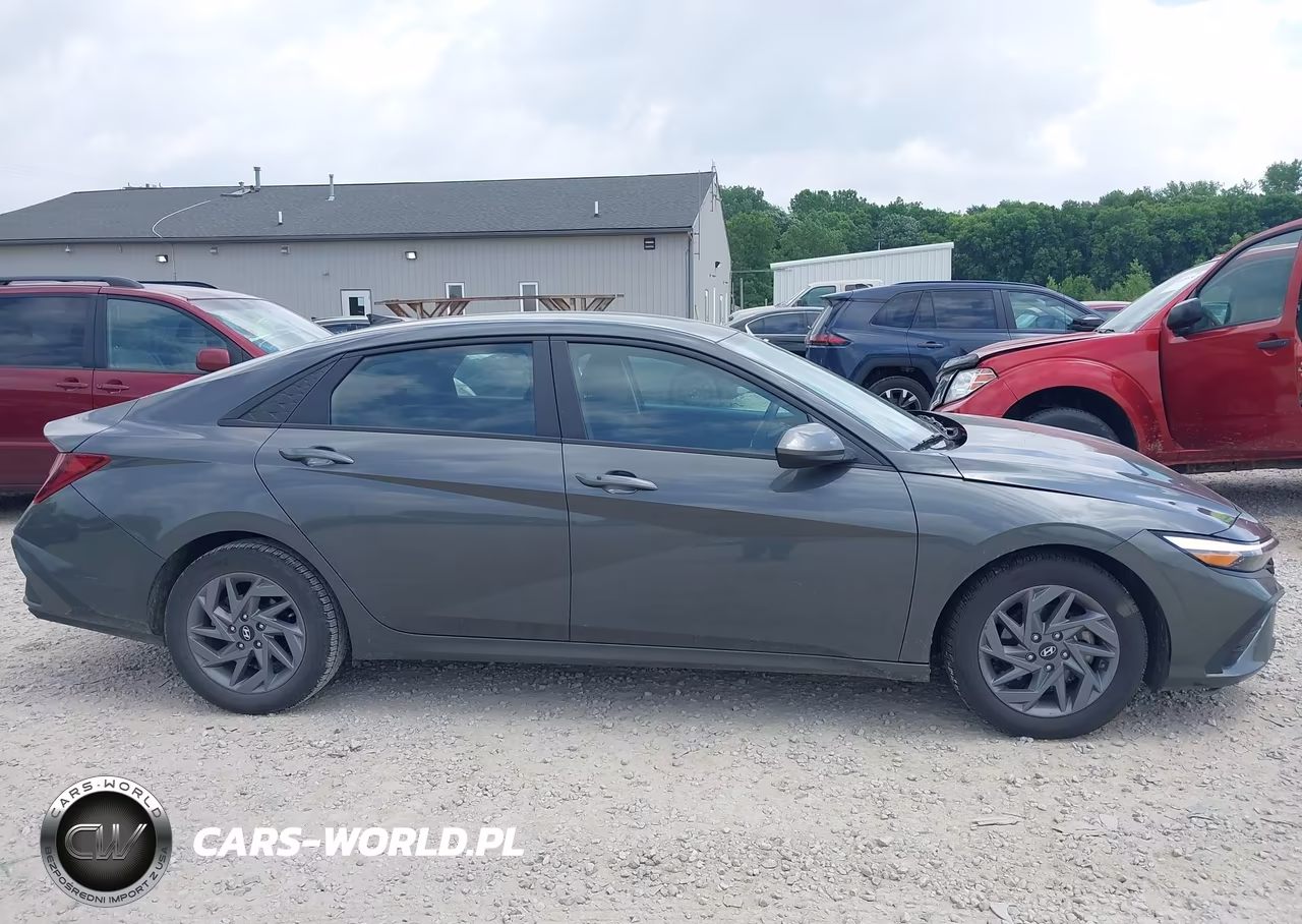 2024 Hyundai Elantra Sel VIN:KMHLM4DG7RU661347 - 13