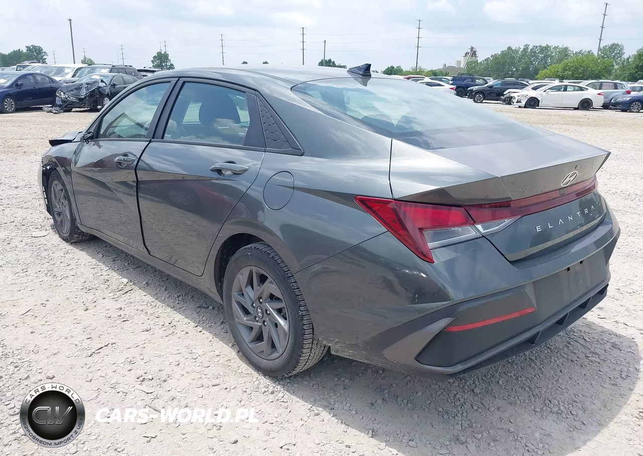 2024 Hyundai Elantra Sel VIN:KMHLM4DG7RU661347 - 3
