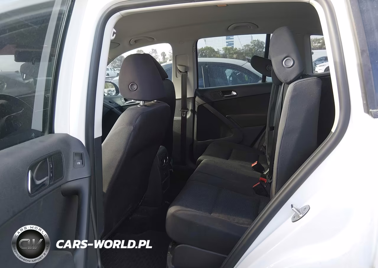 2013 Volkswagen Tiguan S VIN:WVGAV7AX9DW504006 - 8