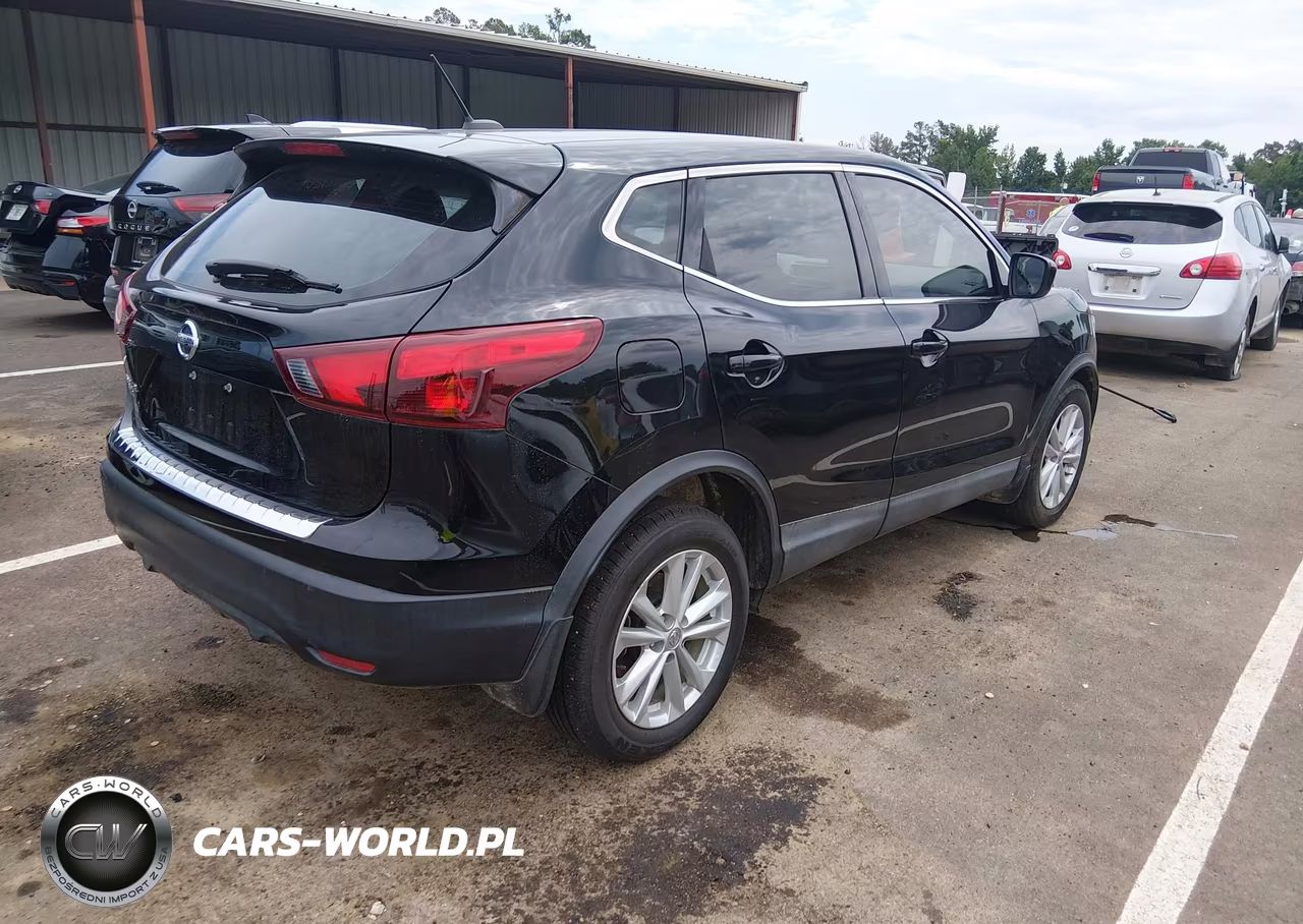 2018 Nissan Rogue Sport S VIN:JN1BJ1CPXJW159209 - 4