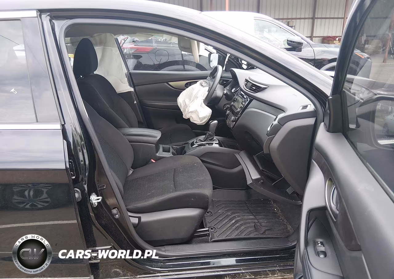 2018 Nissan Rogue Sport S VIN:JN1BJ1CPXJW159209 - 5