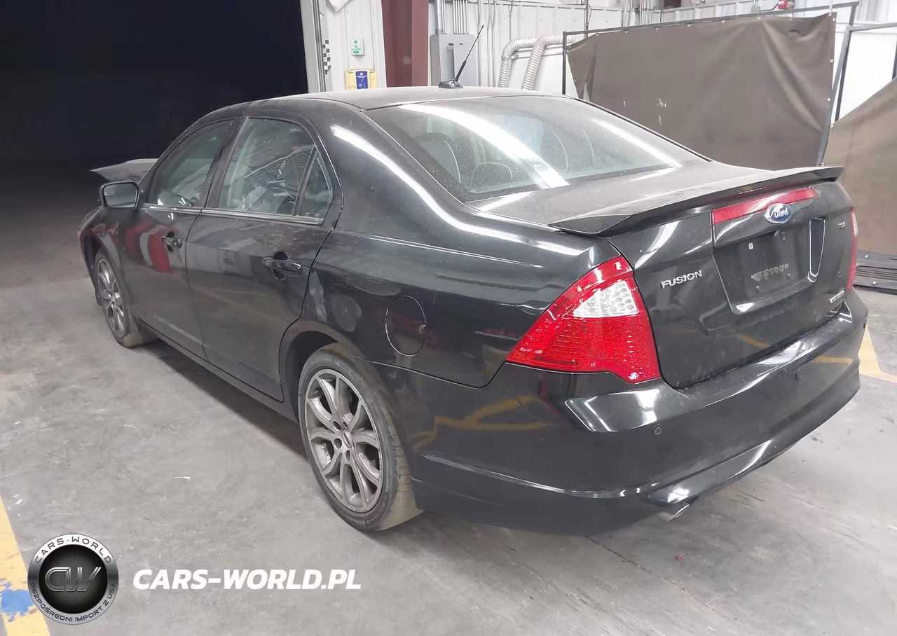2012 Ford Fusion Se VIN:3FAHP0HG2CR205832 - 3