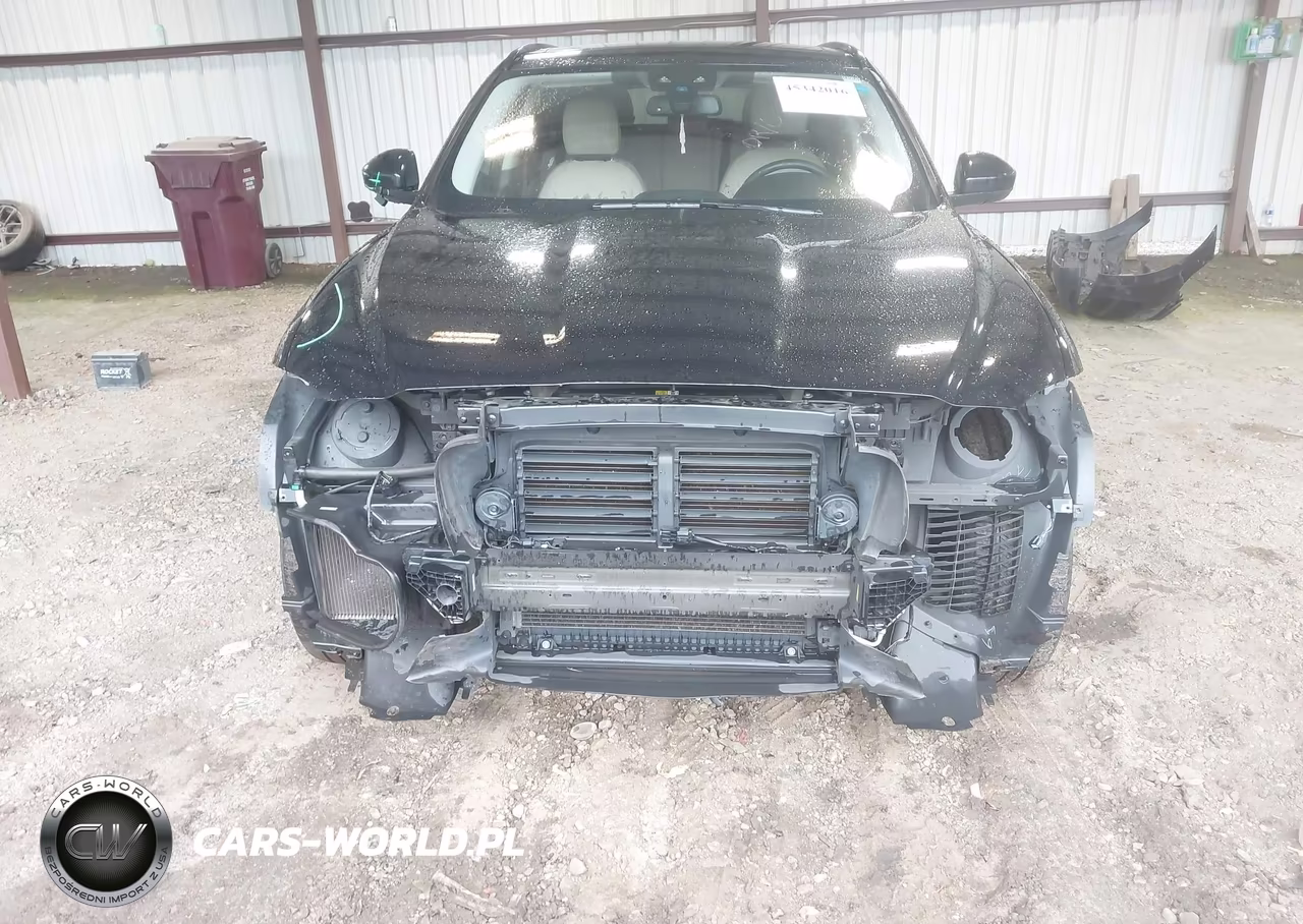2018 Jaguar F-Pace 25T Premium VIN:SADCJ2FX3JA326191 - 6