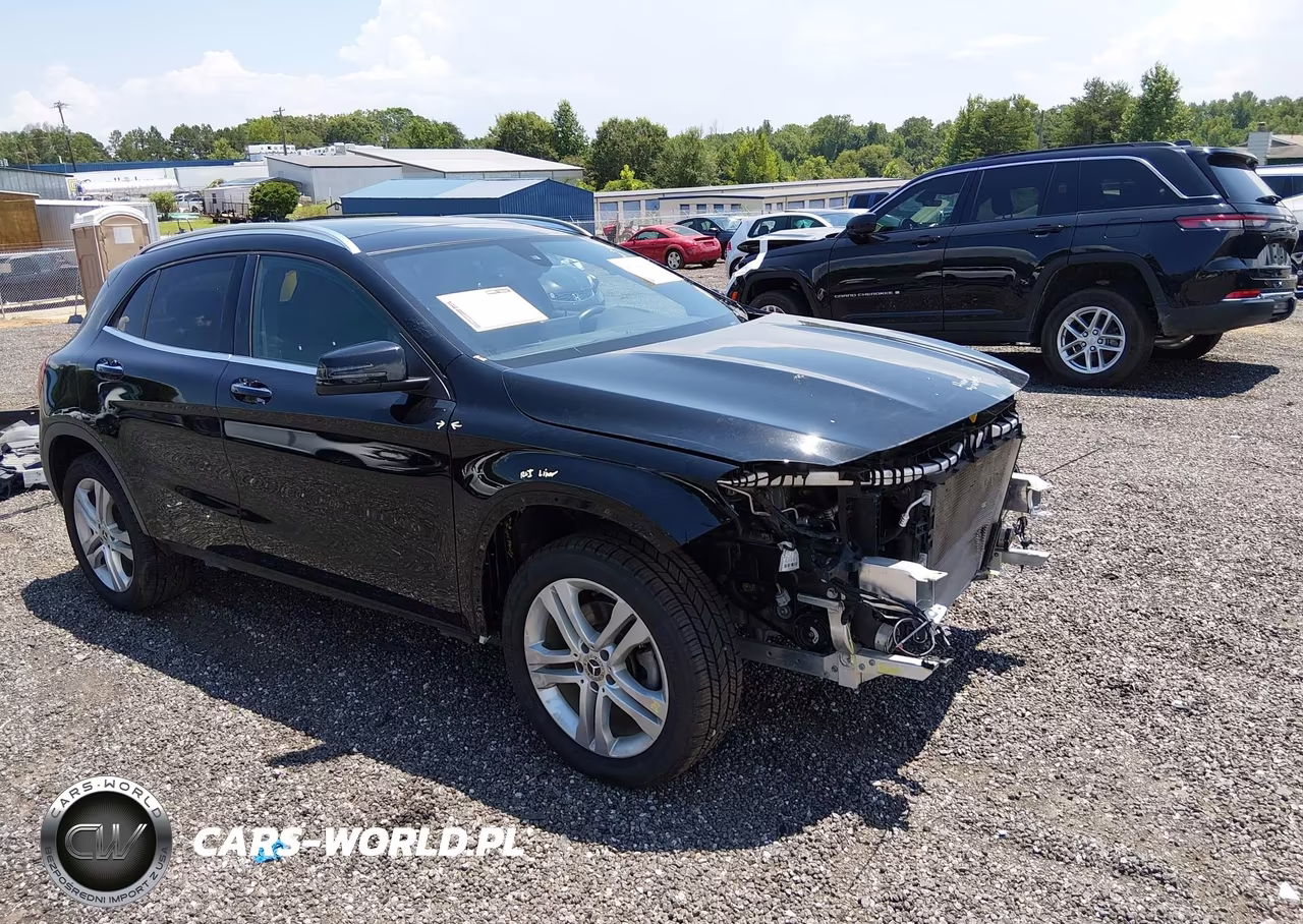 2019 Mercedes-Benz Gla 250 4Matic – zdjęcie 1 z 17