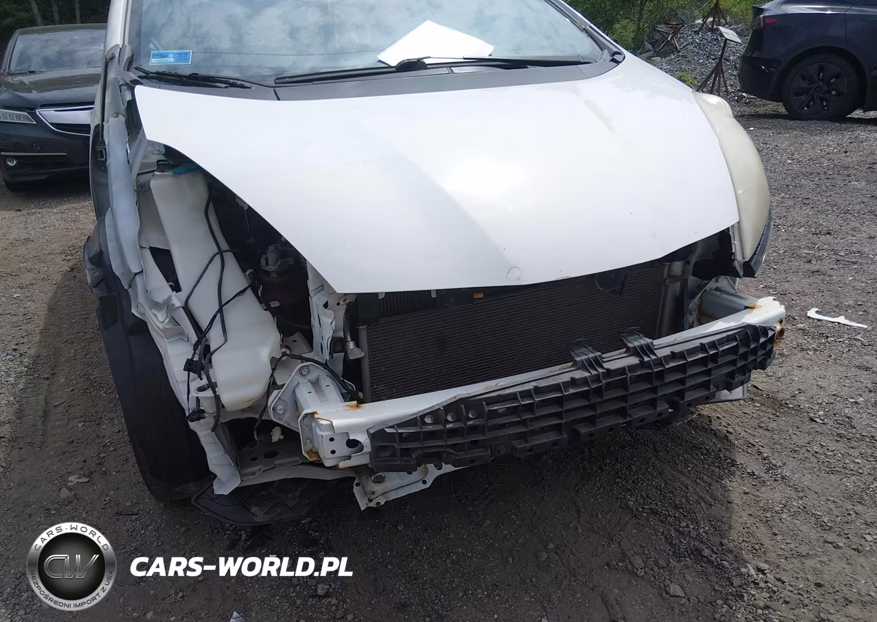 2011 Honda Fit VIN:JHMGE8H38BS009595 - 6