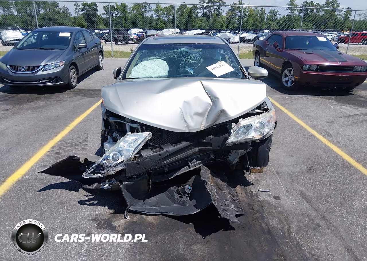 2013 Toyota Camry Xle VIN:4T4BF1FK0DR334907 - 12