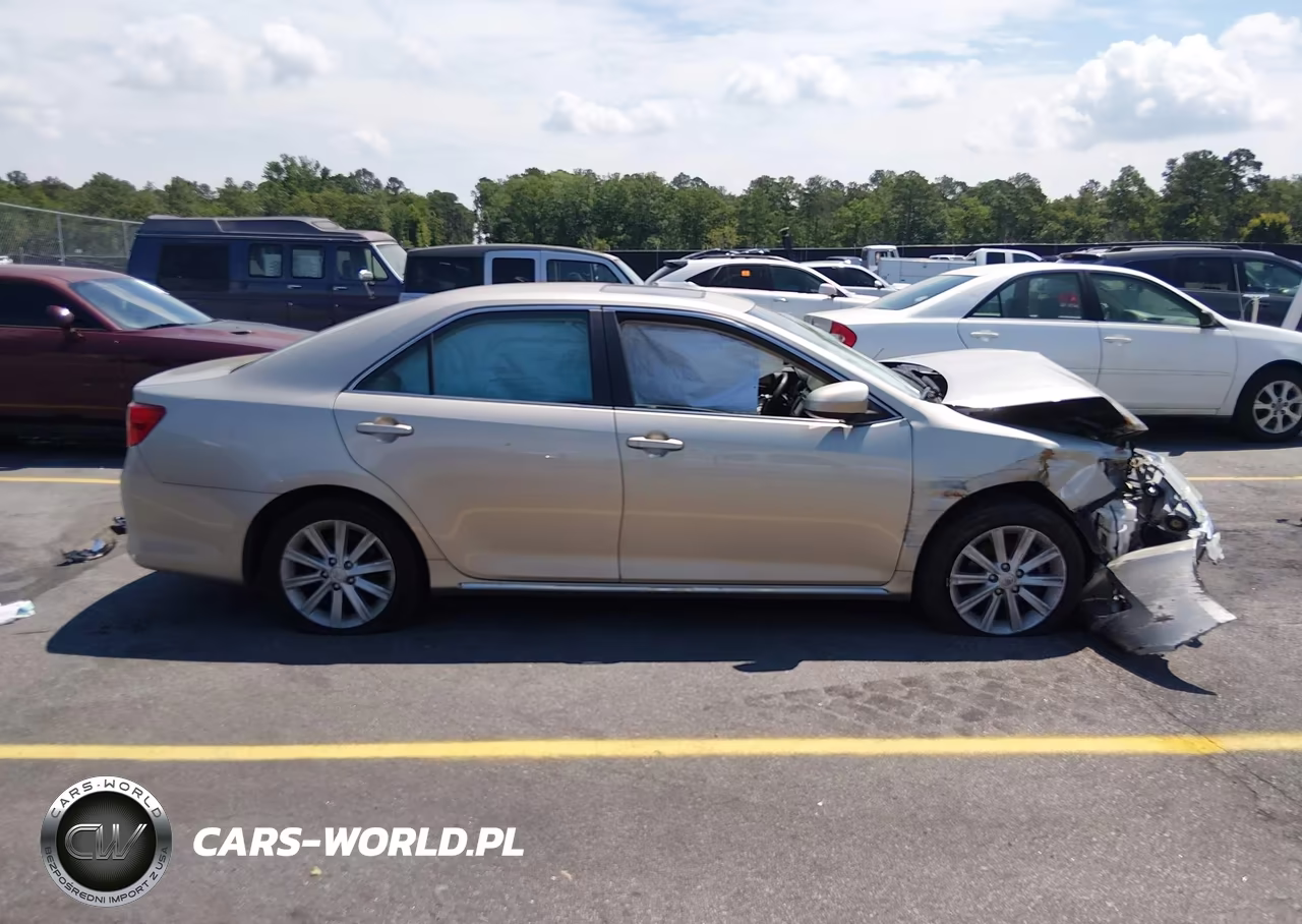 2013 Toyota Camry Xle VIN:4T4BF1FK0DR334907 - 13