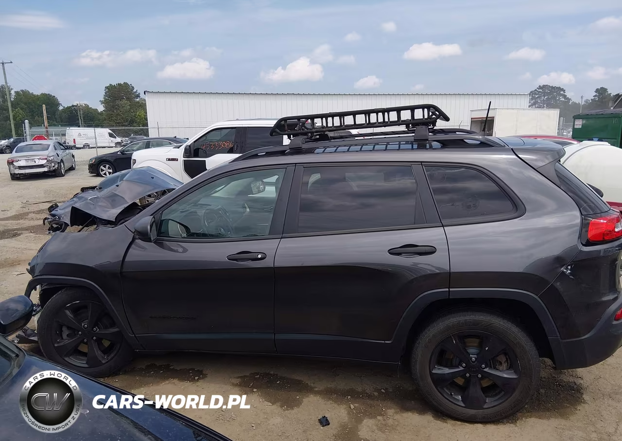 2017 Jeep Cherokee Altitude 4X4 VIN:1C4PJMAB7HW588961 - 15