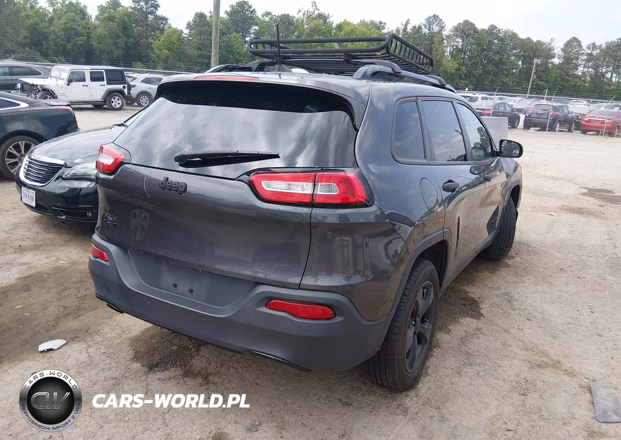 2017 Jeep Cherokee Altitude 4X4 VIN:1C4PJMAB7HW588961 - 4