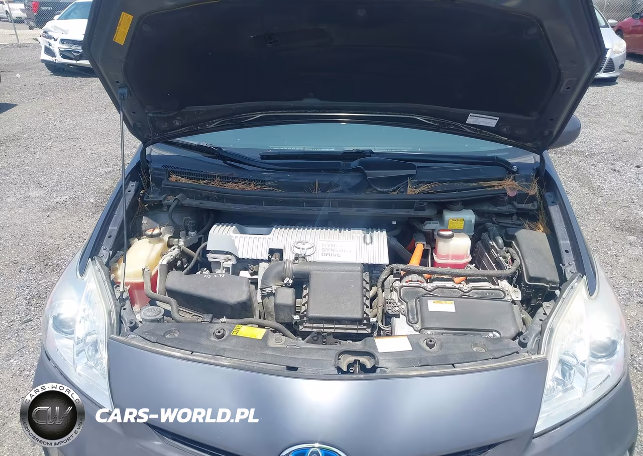 2015 Toyota Prius Two VIN:JTDKN3DU7F0437768 - 10