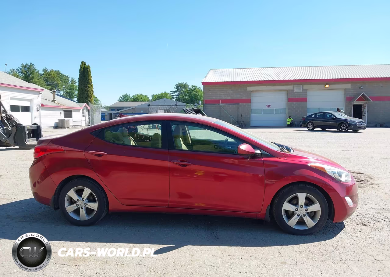 2013 Hyundai Elantra Gls VIN:5NPDH4AE5DH368887 - 14