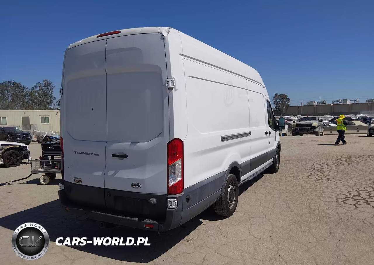 2015 Ford Transit-350 VIN:1FTSW3XG2FKA84007 - 4
