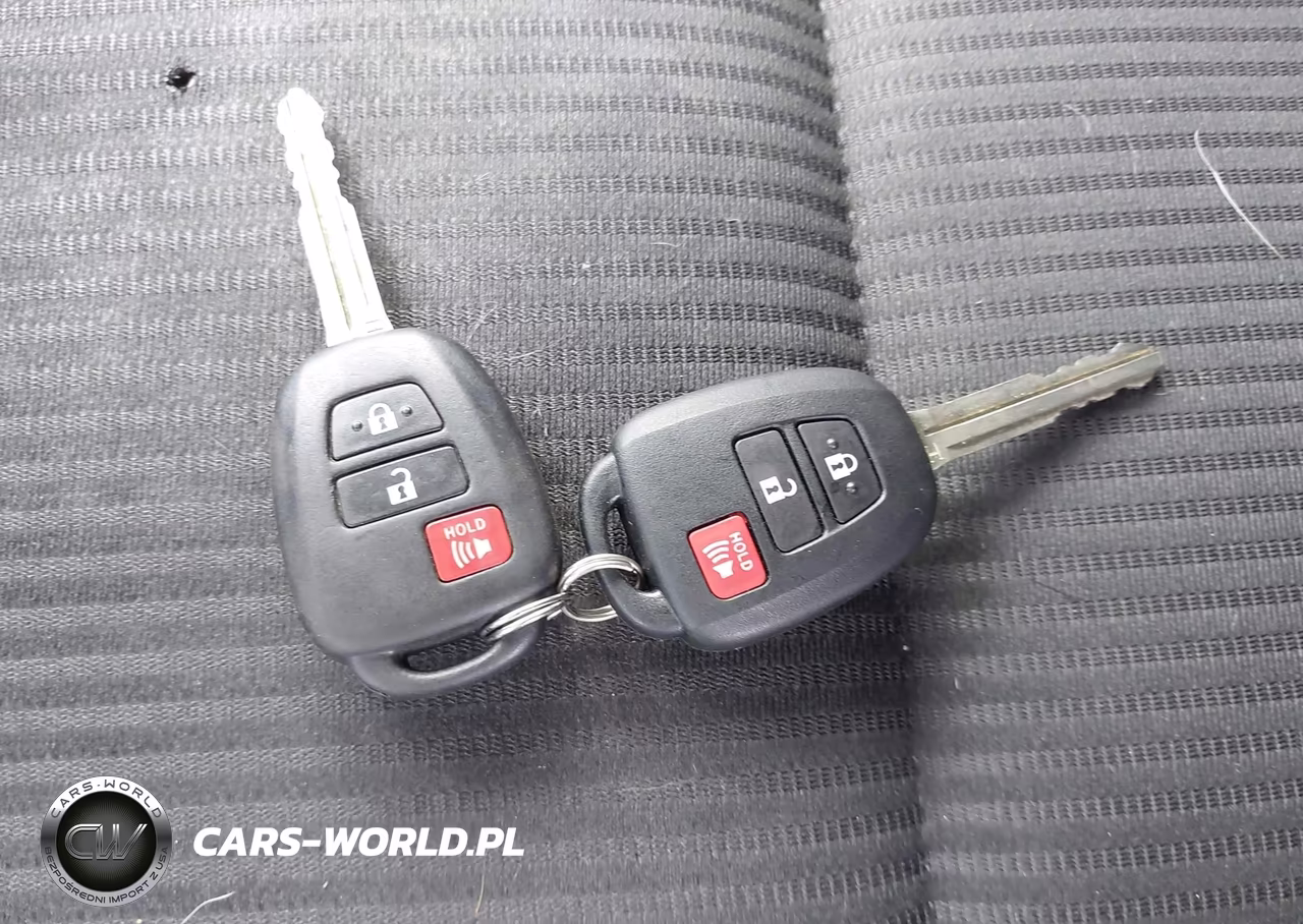2018 Toyota Rav4 Le VIN:JTMBFREV1JJ728762 - 11