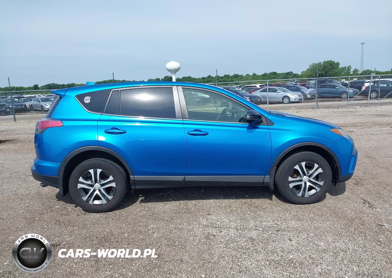 2018 Toyota Rav4 Le VIN:JTMBFREV1JJ728762 - 13