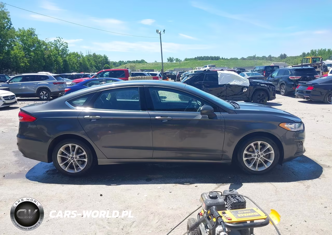2020 Ford Fusion Hybrid Se VIN:3FA6P0LU2LR119229 - 16