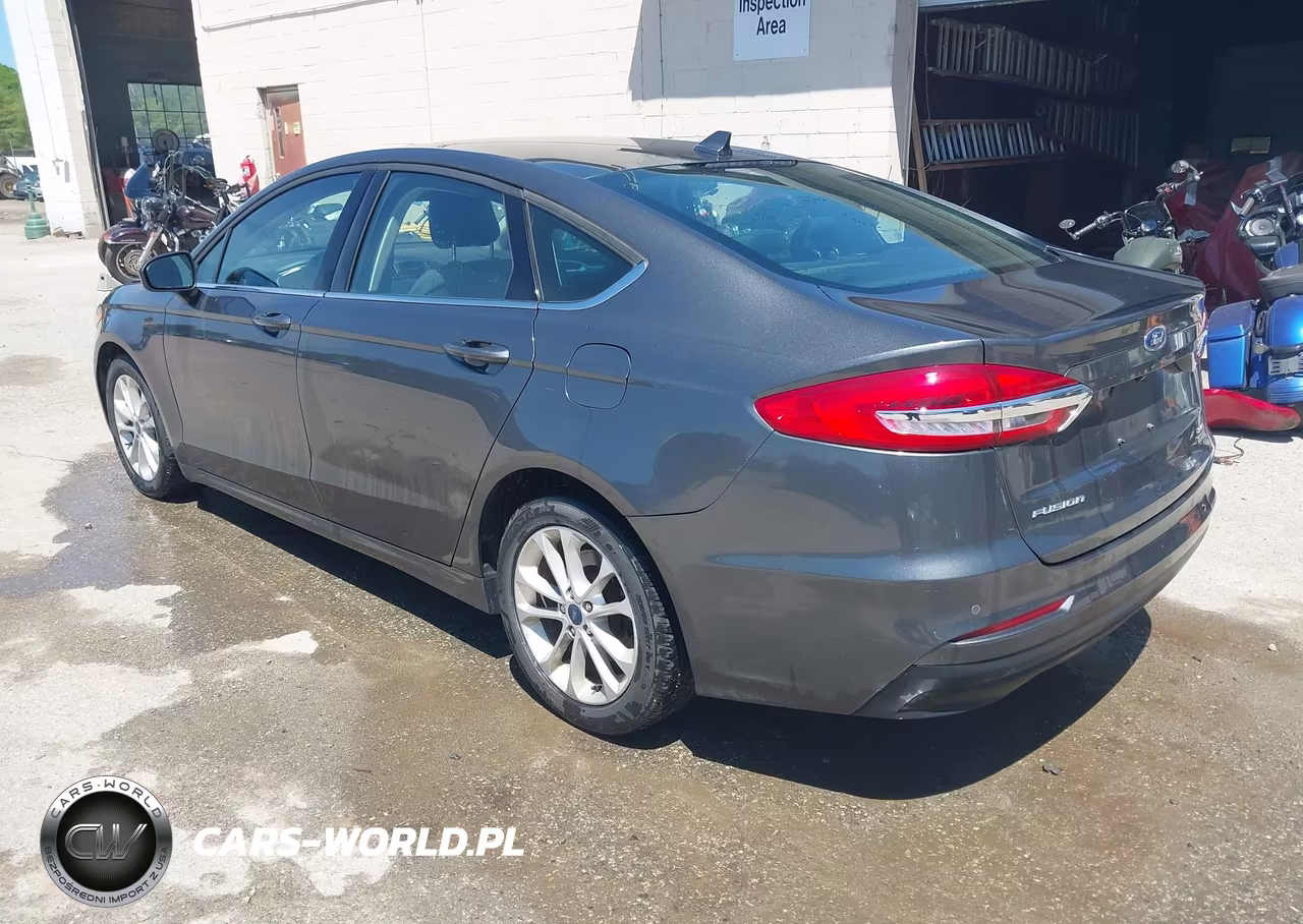 2020 Ford Fusion Hybrid Se VIN:3FA6P0LU2LR119229 - 3