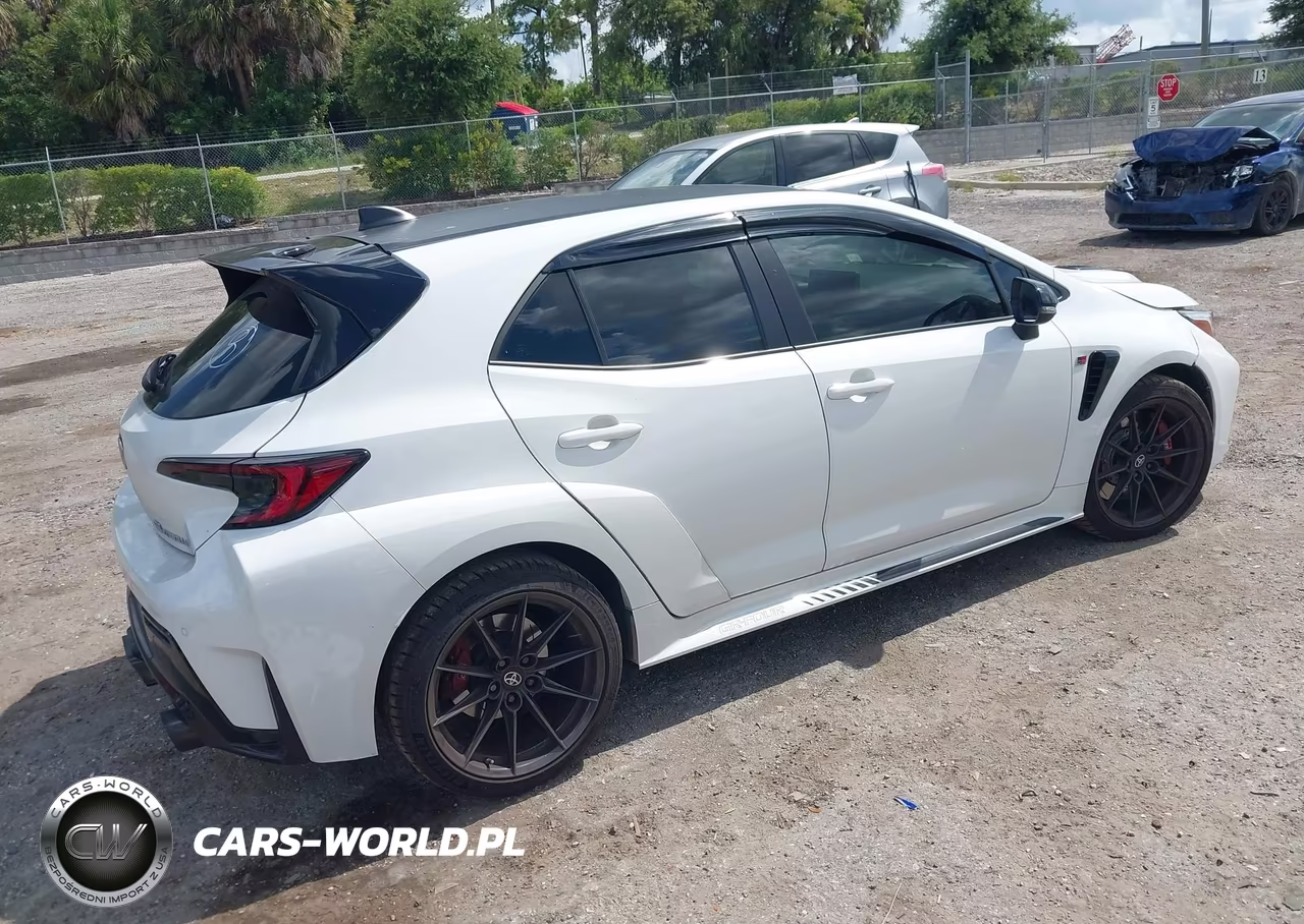 2024 Toyota Gr Corolla Circuit VIN:JTNABAAE5RA014008 - 4