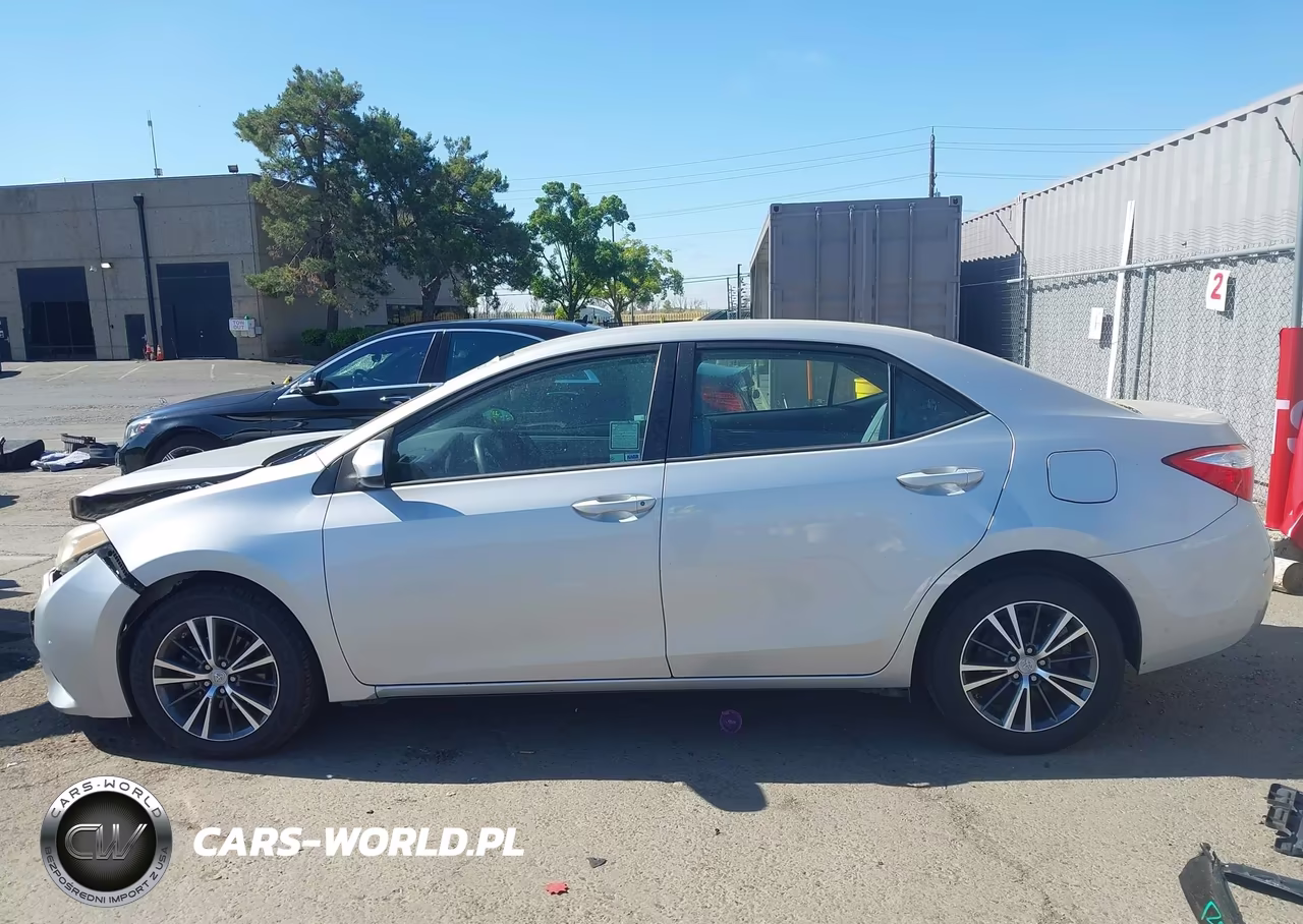 2016 Toyota Corolla Le Plus VIN:5YFBURHE1GP435613 - 15
