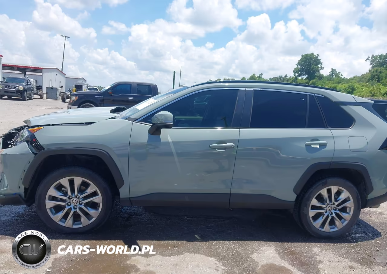 2021 Toyota Rav4 Xle Premium VIN:2T3C1RFV1MW183184 - 14