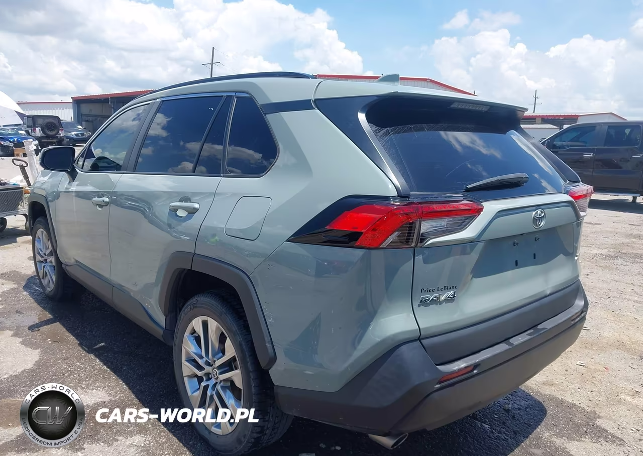2021 Toyota Rav4 Xle Premium VIN:2T3C1RFV1MW183184 - 3