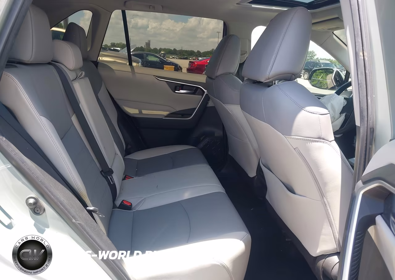 2021 Toyota Rav4 Xle Premium VIN:2T3C1RFV1MW183184 - 8