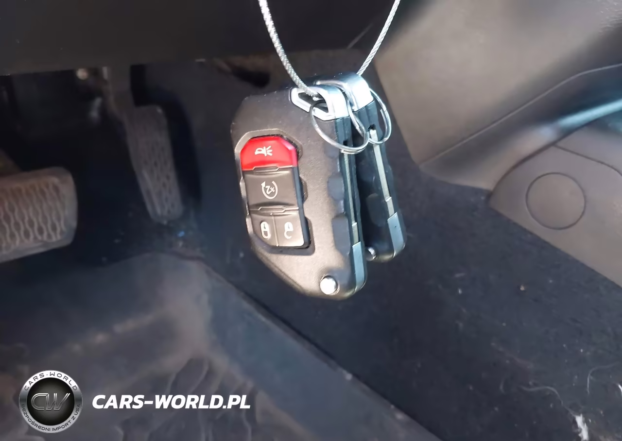 2018 Jeep Wrangler Unlimited Sport S 4X4 VIN:1C4HJXDN7JW211449 - 11