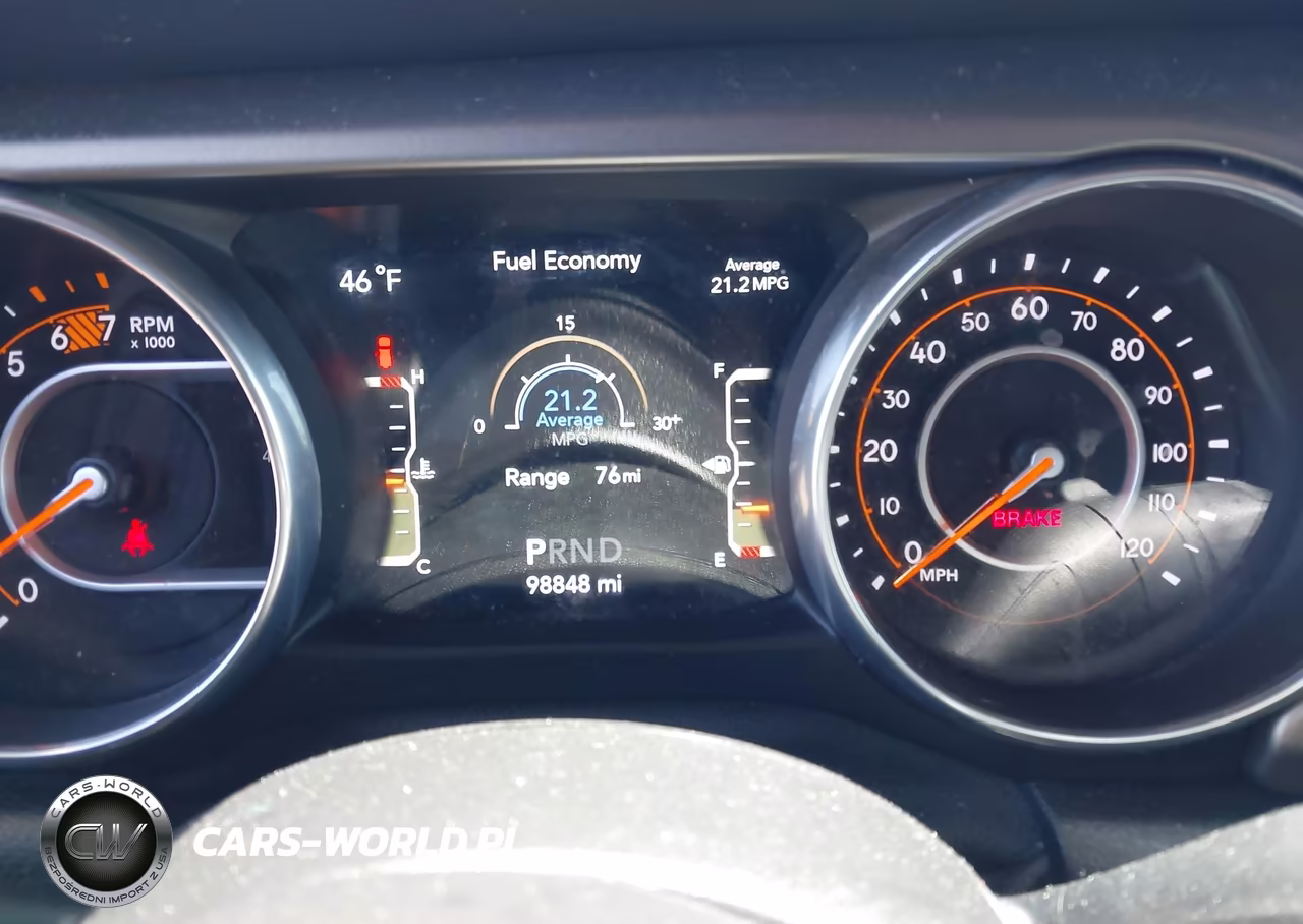 2018 Jeep Wrangler Unlimited Sport S 4X4 VIN:1C4HJXDN7JW211449 - 7