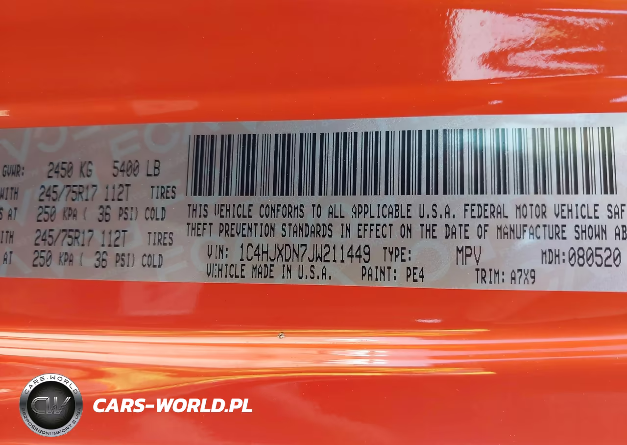 2018 Jeep Wrangler Unlimited Sport S 4X4 VIN:1C4HJXDN7JW211449 - 9
