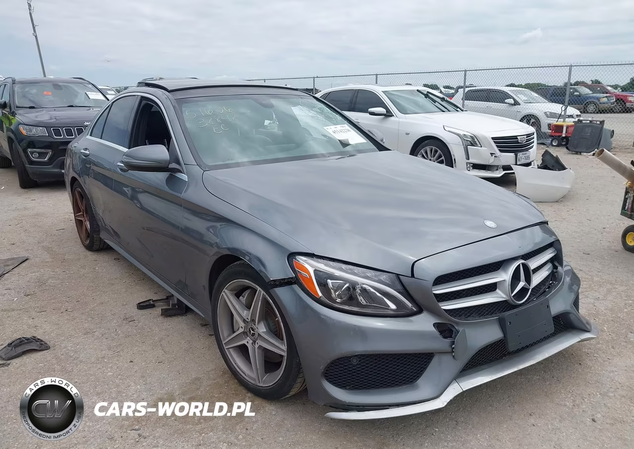 2017 Mercedes-Benz C 300 Sport 4Matic – zdjęcie 1 z 16