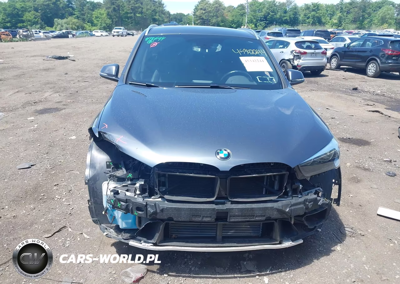 2018 BMW X1 xDrive28I VIN:WBXHT3C34J3H32333 - 12
