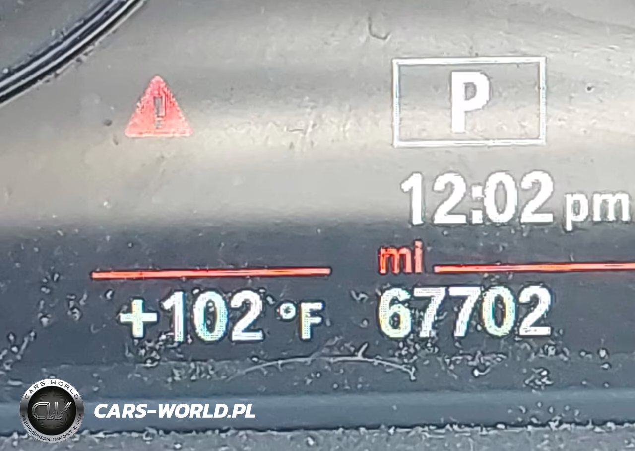 2018 BMW X1 xDrive28I VIN:WBXHT3C34J3H32333 - 15